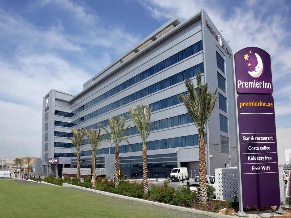 Premier Inn Abu Dhabi Airport Business Park Exterior foto
